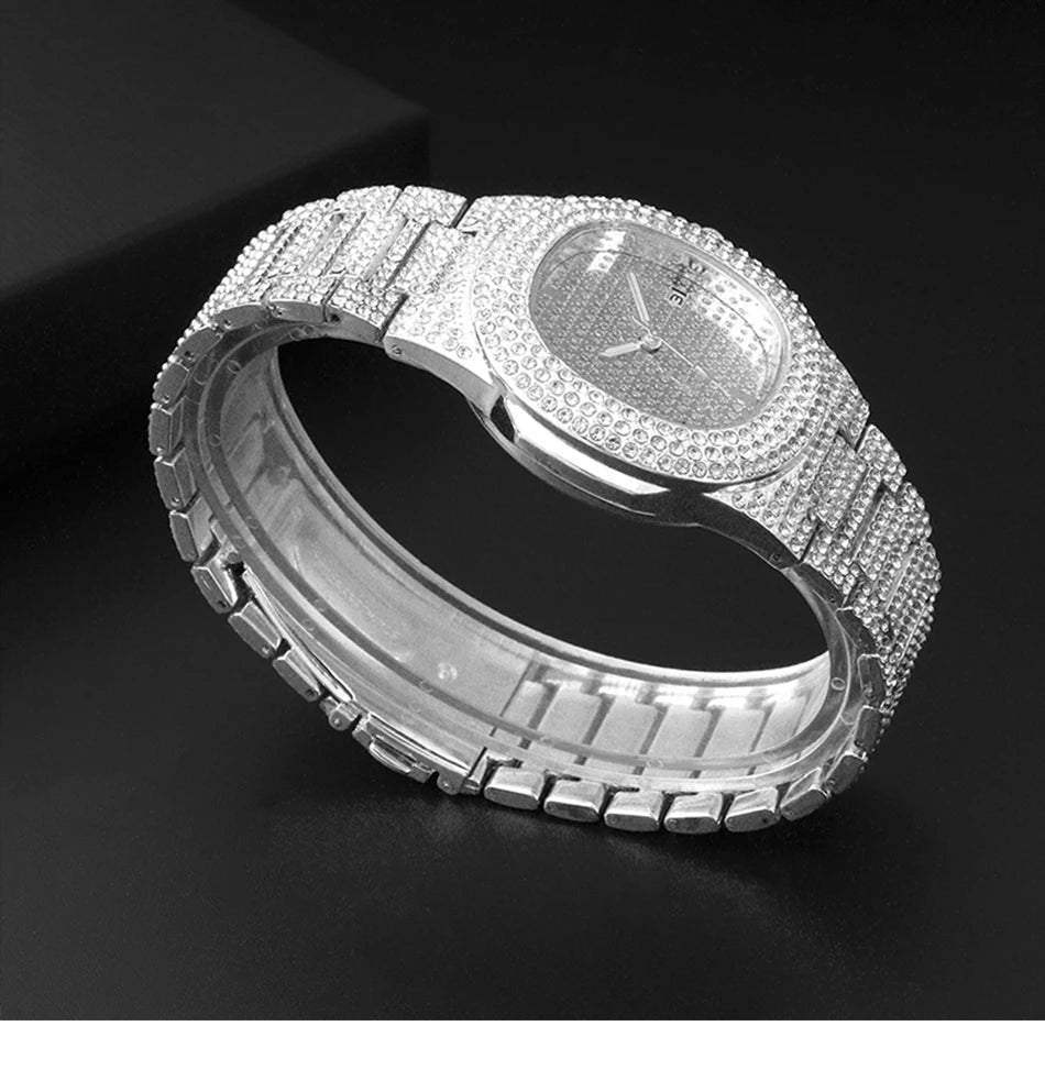 Luxury Men's Stainless Steel Watch – Sports Quartz with Calendar, Luminous Dial, Business Casual.